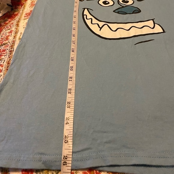 𝅺anvil Disney Sully Tshirt size Small - Picture 3 of 7